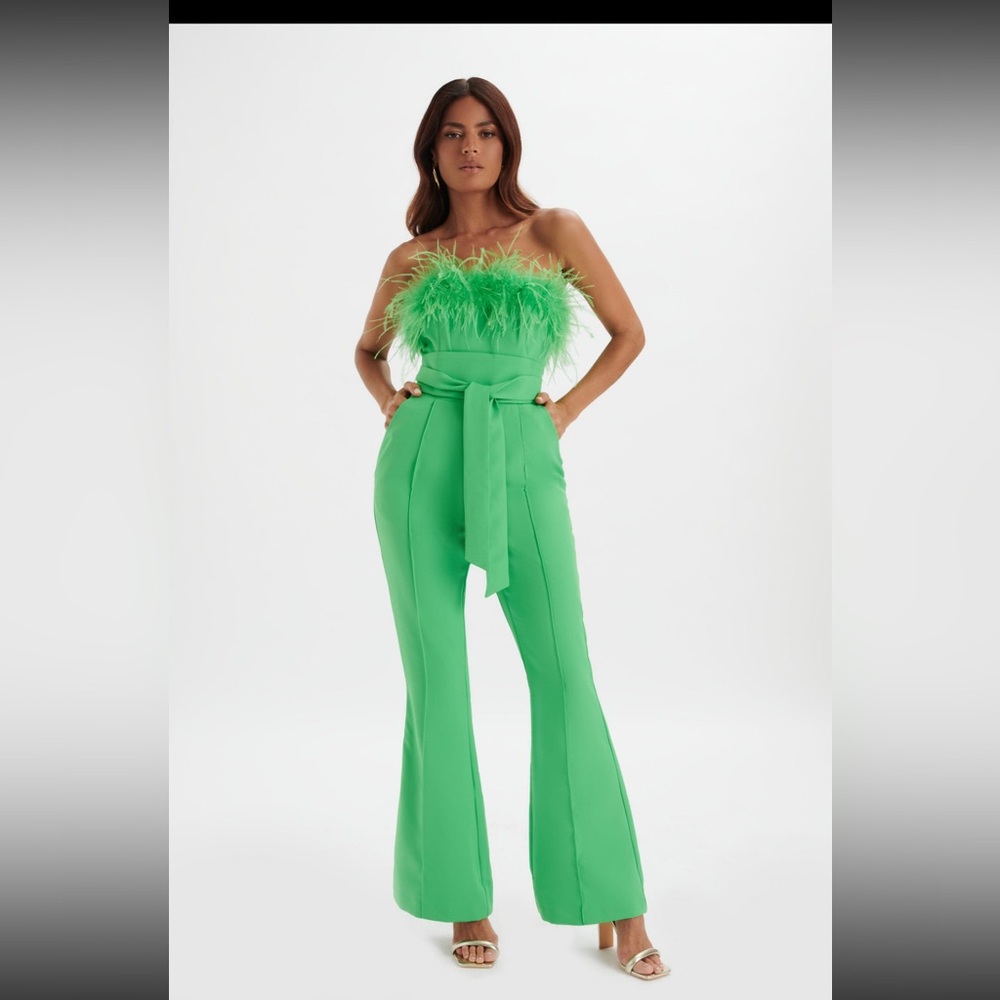 Lavish alice jumpsuit size 4 us worn once like new